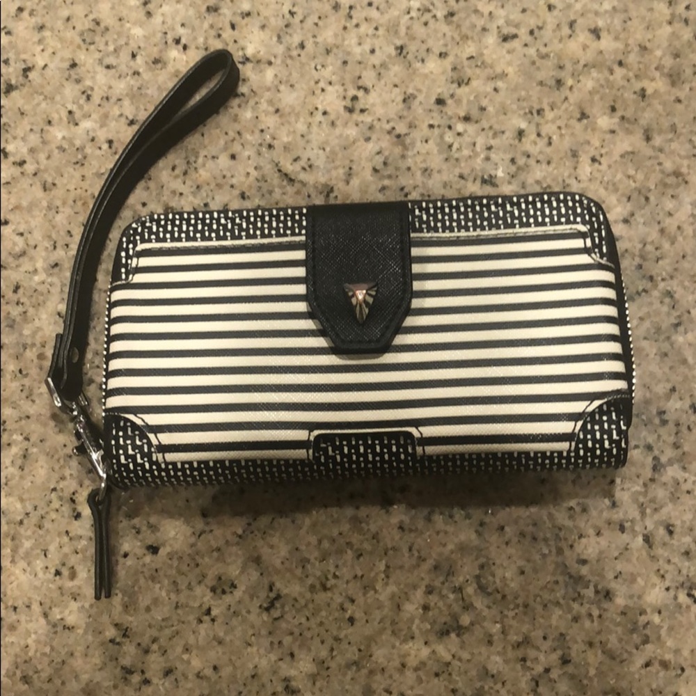 Stella & Dot wallet/phone wristlet